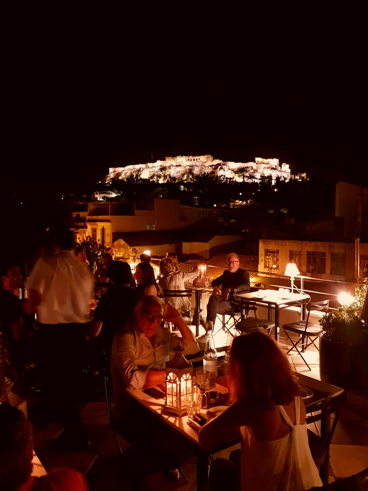 Vista dell'Acropoli dal quartiere Plaka ((photo by Mario Mangone)